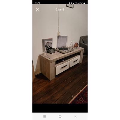 Tv meubel in nieuwe staat