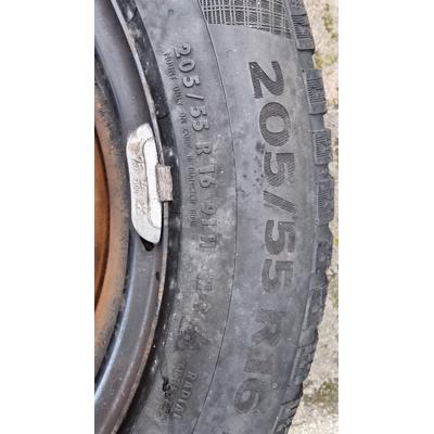 Autobanden met velg 