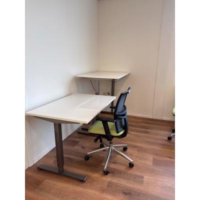 2x Zit/Sta bureau