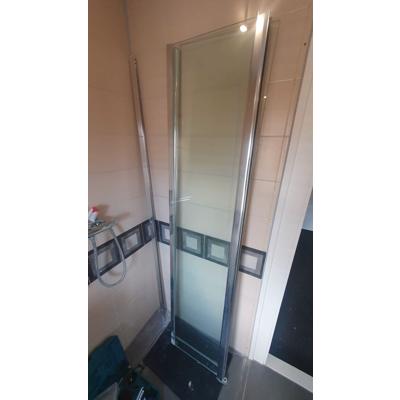 Glazen douchewand en deur