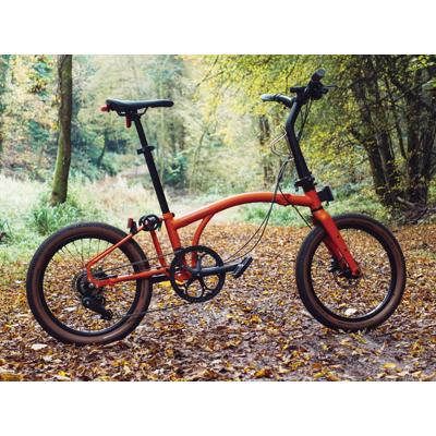 1 of 2 Brompton G-Line Vouwfietsen voor mee met de Trein 