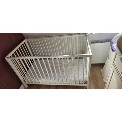 ledikant (meegroei bed)
