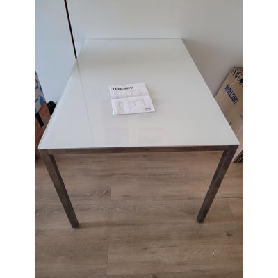 Eettafel Torsby IKEA 135cm bij 85cm