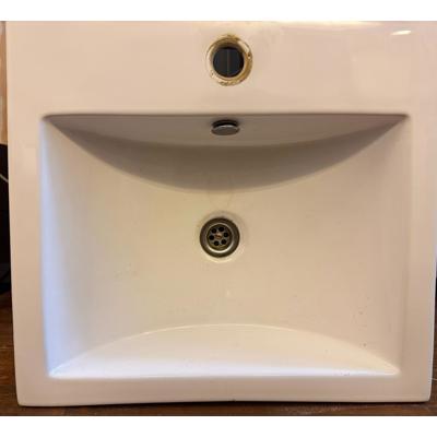 Wit porseleinen wasbak