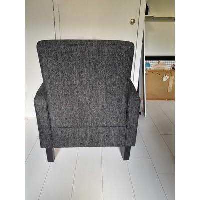 Grijze fauteuil