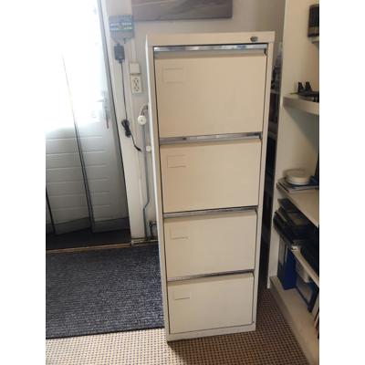hangmappenkast, archiefkast (4 laden voor folio))