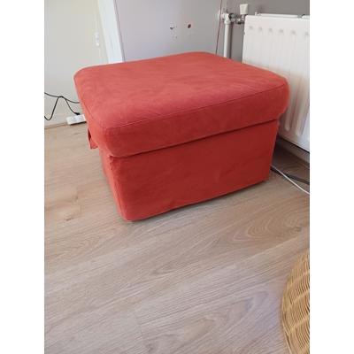 Rode vierkante poef met opbergruimte