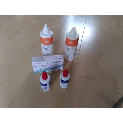 Bewaar- en schoonmaakvloeistof voor harde lenzen