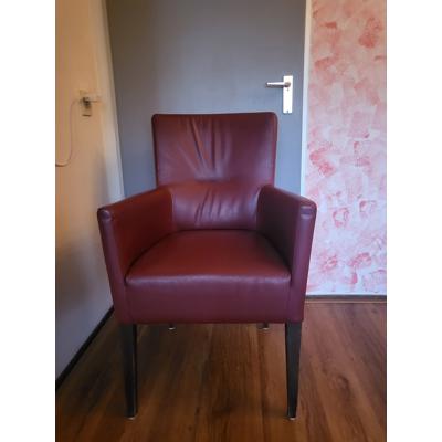 2 donkerrode leren fauteuils/eetkamerstoelen 