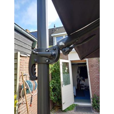 Grote zweefparasol 3x3 meter