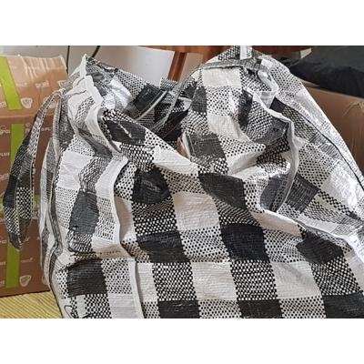 Rommelmarktspullen dozen vol