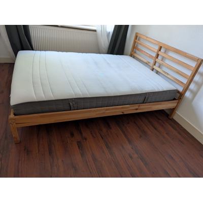 Double Bed (bedframe and mattress)