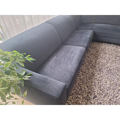 Ruime grijs/blauwe hoekbank