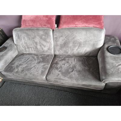 Mooie 3 , 2 1/2 en love seat