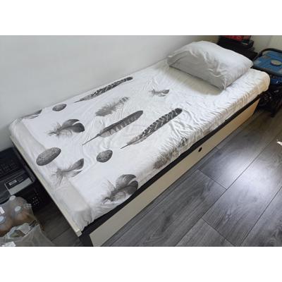Eenpersoons bed met handige opberglade matras afmeting 190x80
