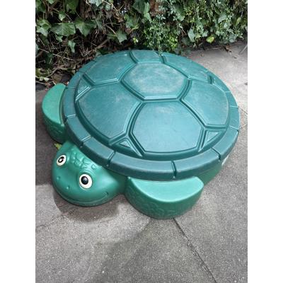 Zandbak in de vorm van schildpad