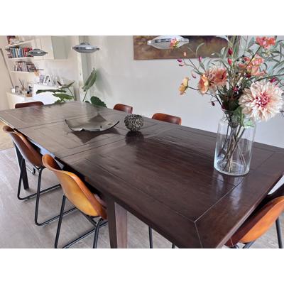 Uitschuifbare eettafel