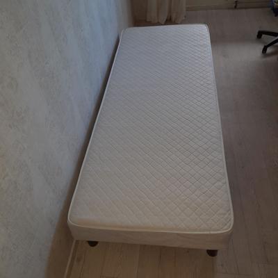 Boxspringbodem wit 80 x 200 en supernet matras