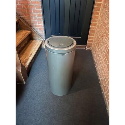 Brabantia vuilisbak met drukknop