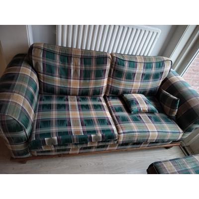 Bank met losse voetensteun 