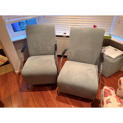 2 leuke blauwe zitstoelen in goede staat