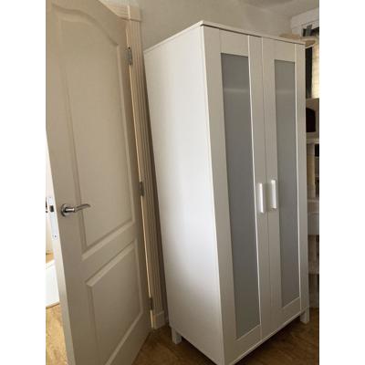 Kledingkast in goede staat