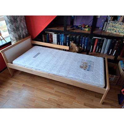 Tussenbed Ikea. 70x160 inclusief 2 matrasjes