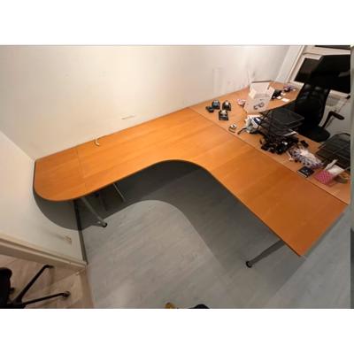 Verstelbaar bureauhoek met computertoren ophanging (links)