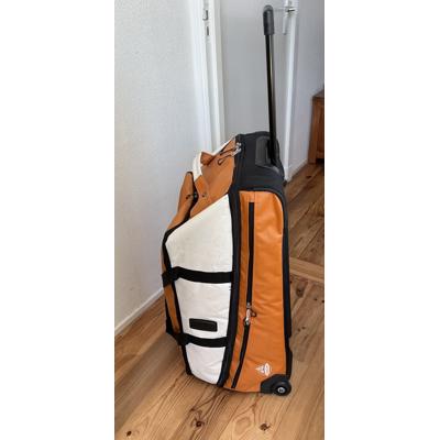 Reistrolley met 2 wielen.