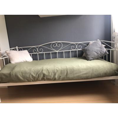 Bedframe 90x200 cm - metaal - wit - hartjes
