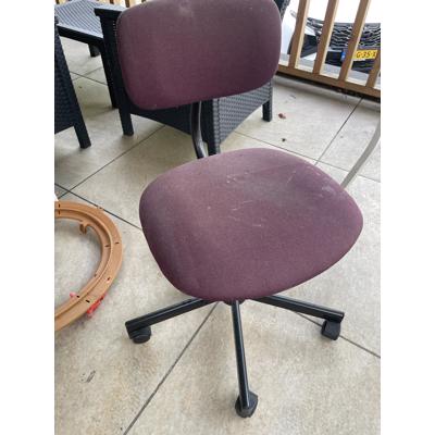 Dining chairs cushioned