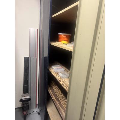 Stalen werkplaats kast