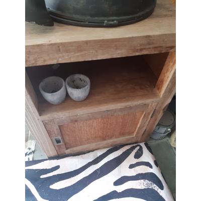 Houten kastje