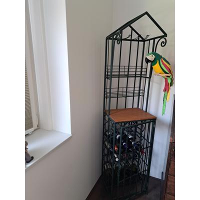 Wijnrek voor 32 flessen en plateau voor karaffen