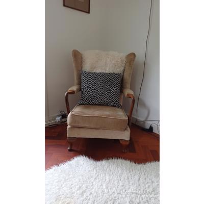 Fijne fauteuil, net bekleed