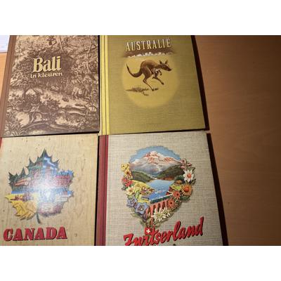 7 door Douwe Egberts uitgegeven boeken