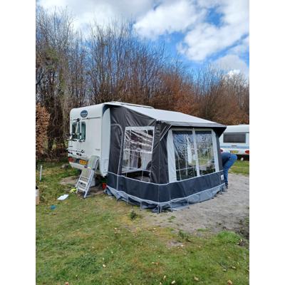 Voortent Dorema Quattro