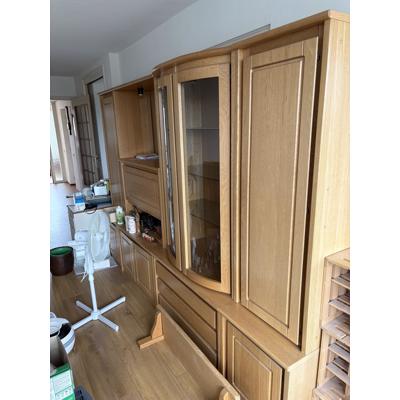 Mooi licht eiken wandmeubel