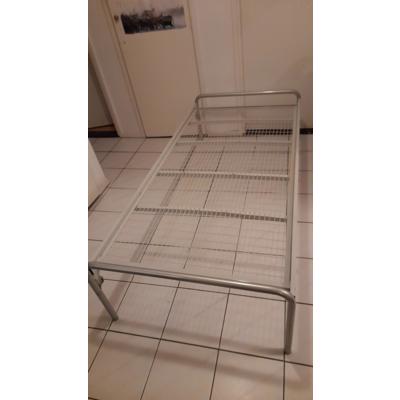 Eenpersoons bedframe