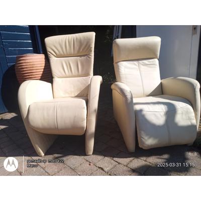 Twee Prominent relaxstoelen 