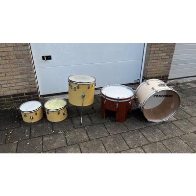 Trommels met drumstokken