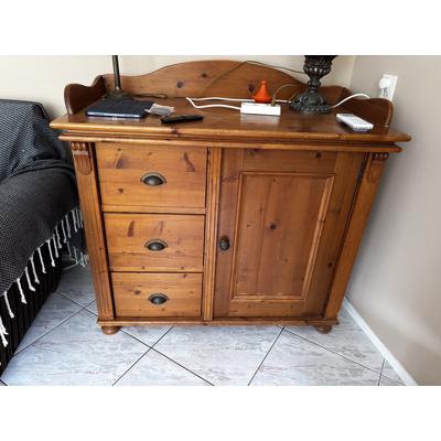 Grenen commode met lades