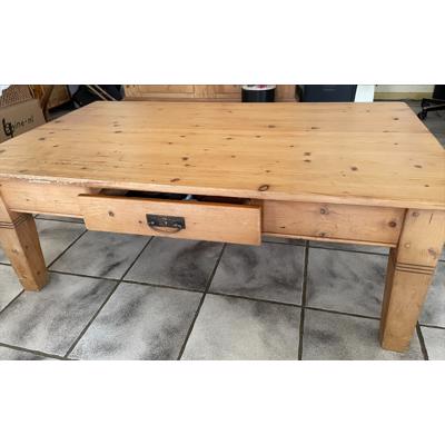 Salontafel met lade van grenenhout