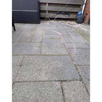 Gratis af te halen tuintegels 40m2