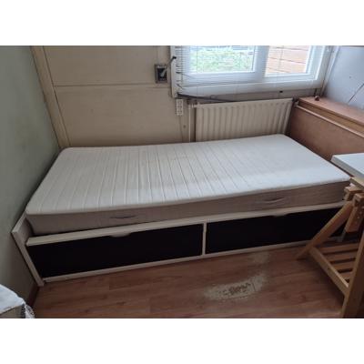 1 persoons ikea bed met 2 laden