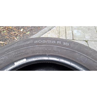 Continental zomer autobanden 205/55 R16 – set van 2