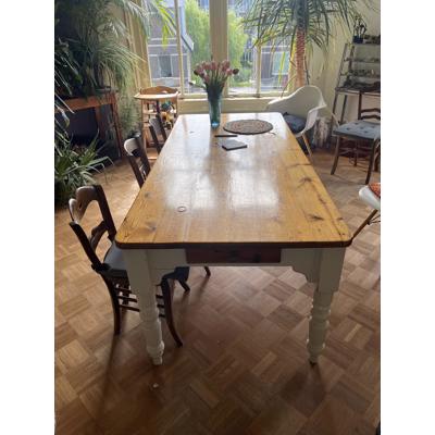 Mooie grote eikenhouten eettafel