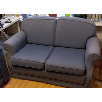 Blauwe tweezits bank