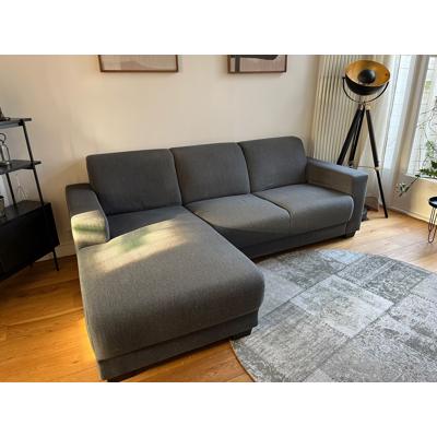 Gratis grijze hoekbank 