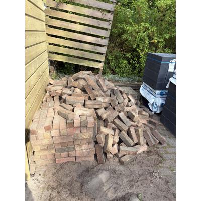 Gratis af te halen: diverse bestratingsmaterialen